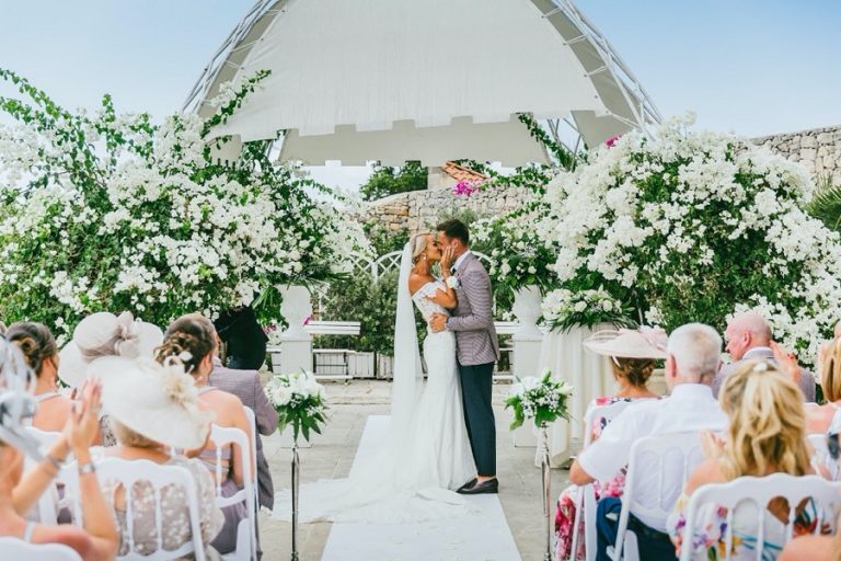 destination-wedding-planners-sarah-young